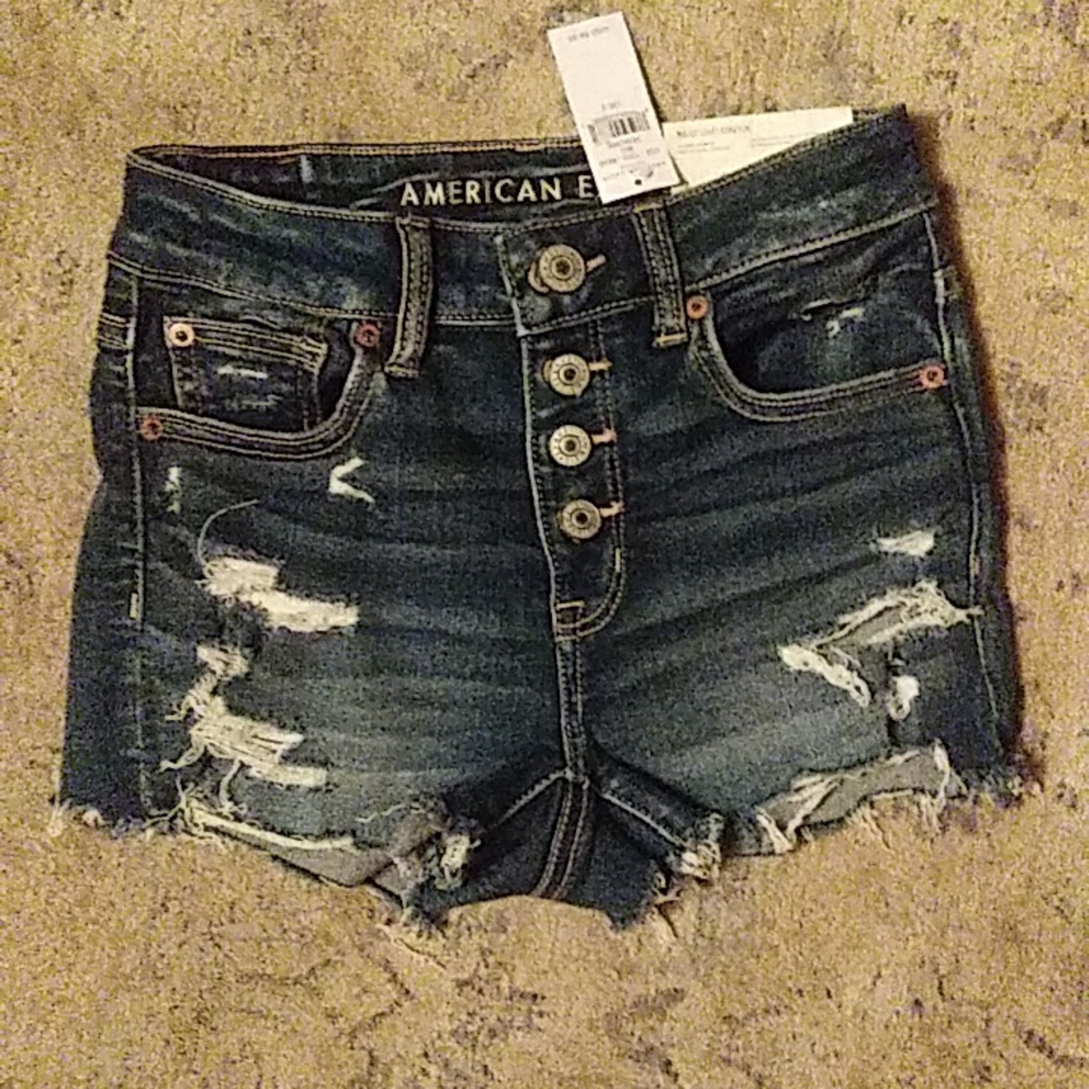 Hi-rise shorts